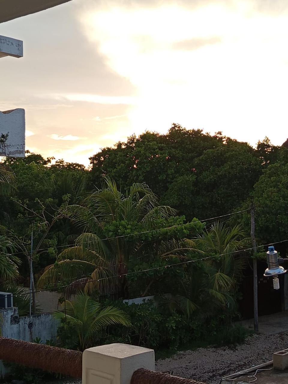 Casa Aloha-Isla Holbox Aparthotel Exterior photo